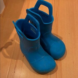 rubber rainboots